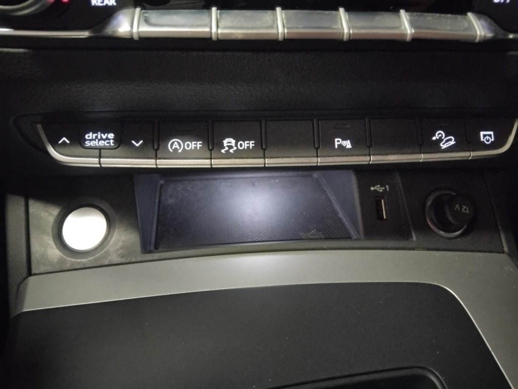AUDI Q5 SPORTBACK 40 TDI quattro S tronic S line MHEV - 31
