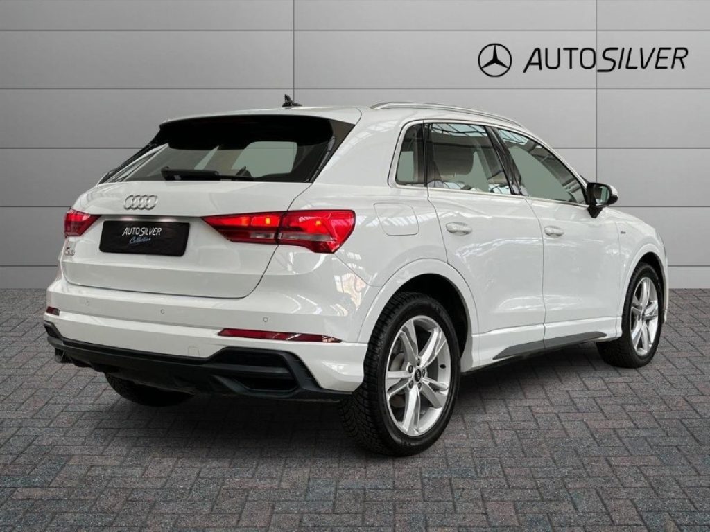 AUDI Q3 35 TDI S tronic S line edition - 3