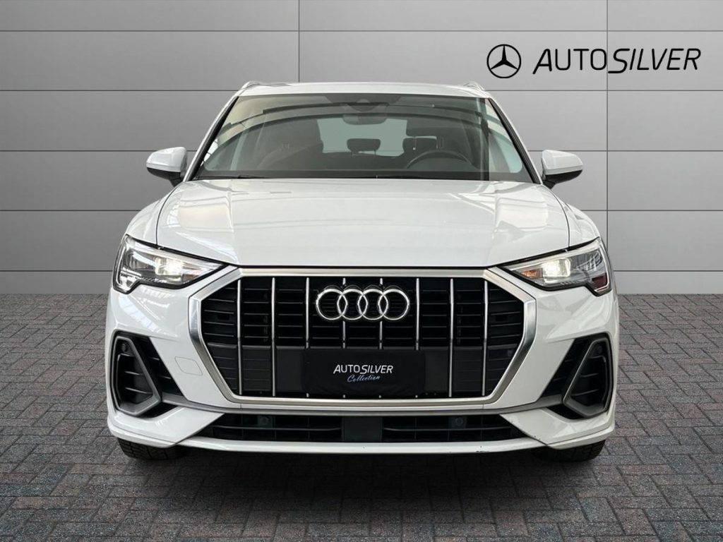 AUDI Q3 35 TDI S tronic S line edition - 2