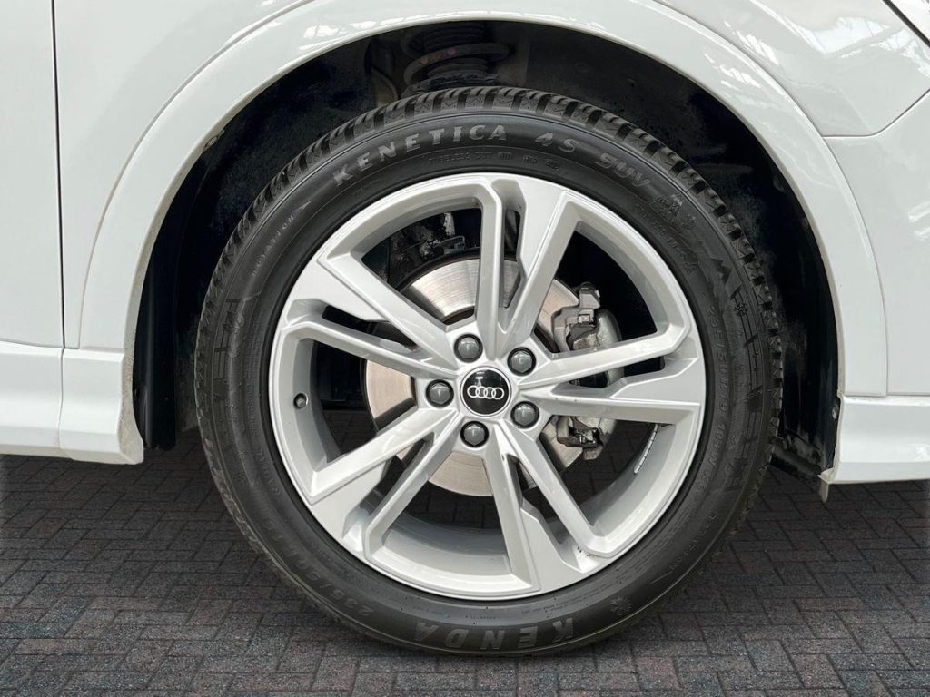 AUDI Q3 35 TDI S tronic S line edition - 7