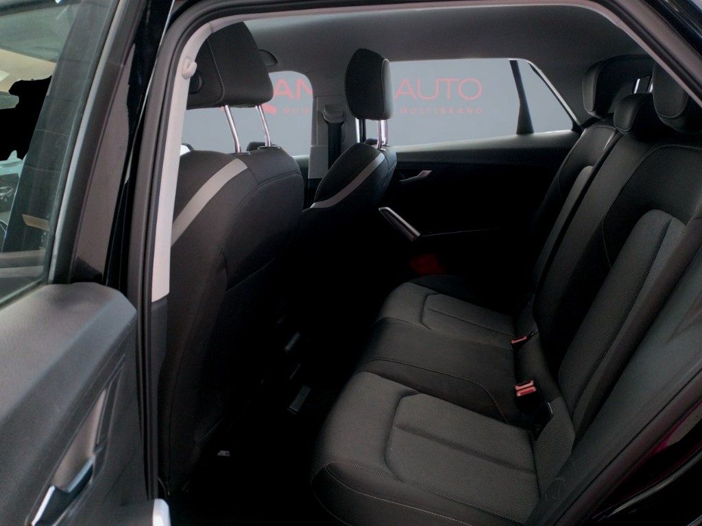 AUDI Q2 30 TDI Admired km 57.000 Iva Esposta Pronta Conseg - 16