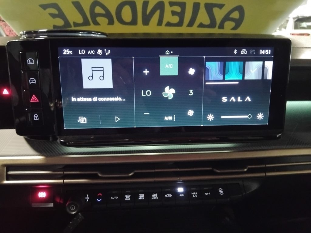 LANCIA Ypsilon 1.2 Hybrid e-DCT LX 17 C/GRIMALDI SPECIAL DAY - 17