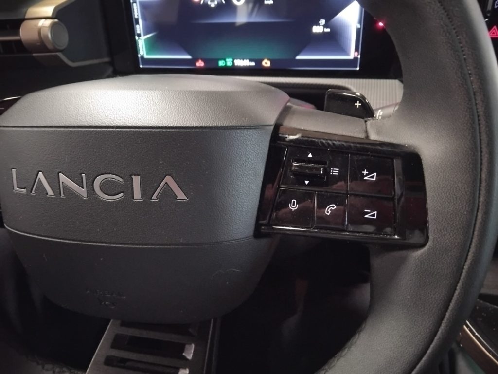 LANCIA Ypsilon 1.2 Hybrid e-DCT LX 17 C/GRIMALDI SPECIAL DAY - 20