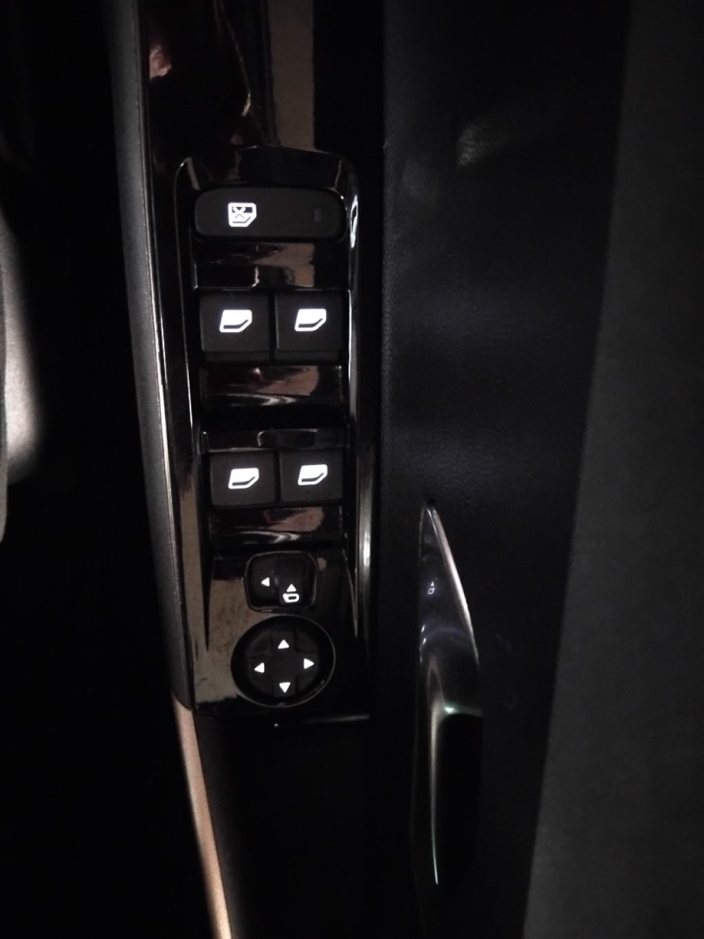 LANCIA Ypsilon 1.2 Hybrid e-DCT LX VIDEO 17 - 22