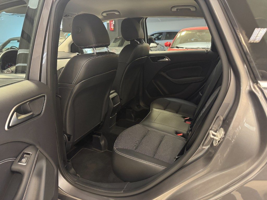 MERCEDES-BENZ B 180 d Automatic Sport+LED+UNICO PROPRIETARIO - 14