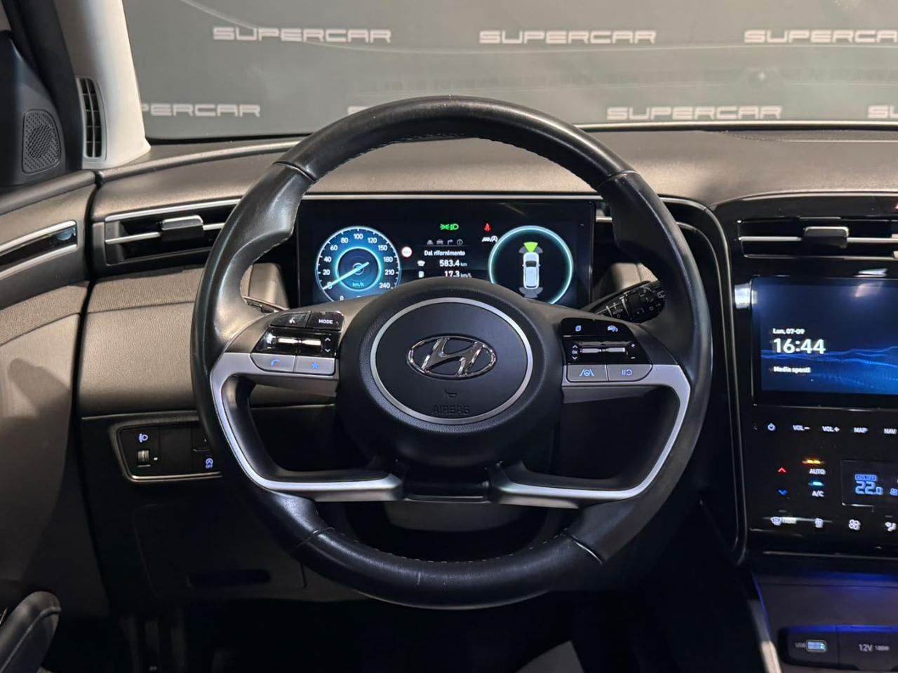 HYUNDAI Tucson 1.6 CRDI XLine - 11