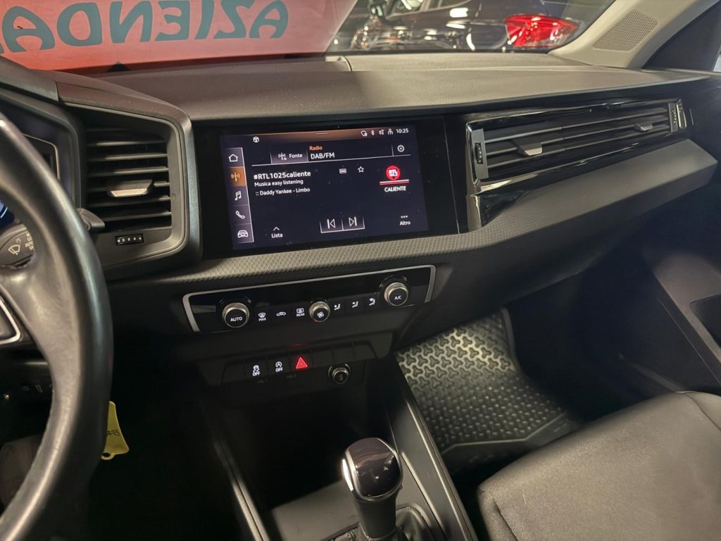 AUDI A1 SPORBACK 25 TFSI S tronic Admired - 14