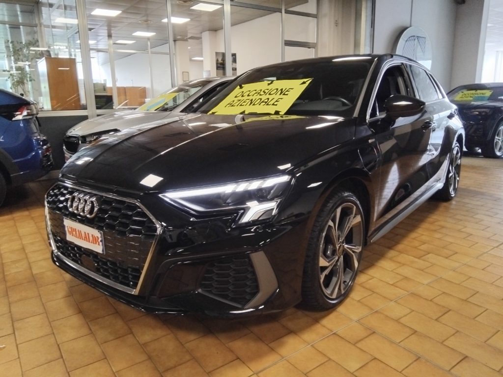 AUDI A3 SPORTBACK 40 e-tron S tr. S-LINE EDIT PLUG IN HYBR - 3