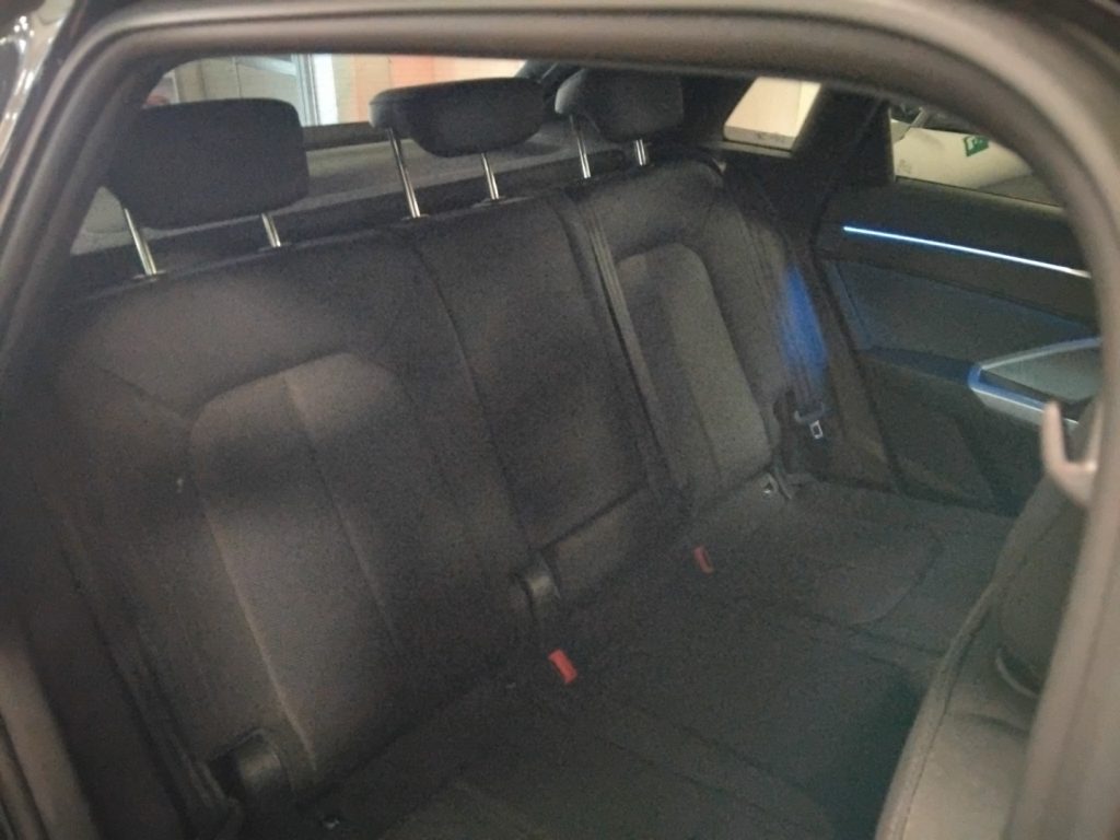 AUDI Q3 35 TDI S tr. Identity Black 20 FULL C/GRIMALDI SP - 14