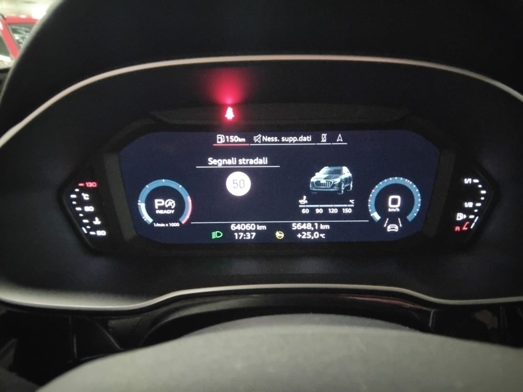 AUDI Q3 35 TDI S tr. Identity Black 20 FULL C/GRIMALDI SP - 26