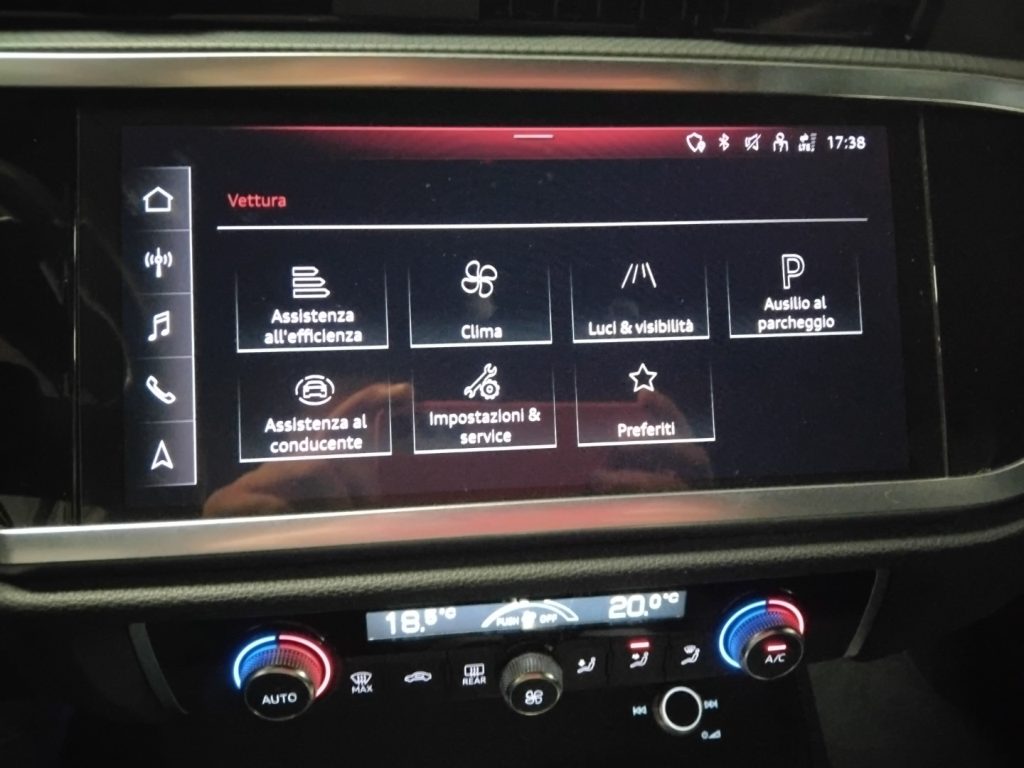AUDI Q3 35 TDI S tr. Identity Black 20 FULL C/GRIMALDI SP - 29