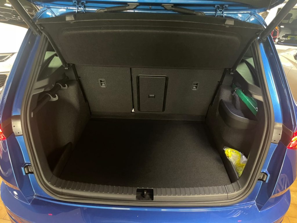 SKODA Karoq 2.0 TDI SCR DSG SportLine - 6