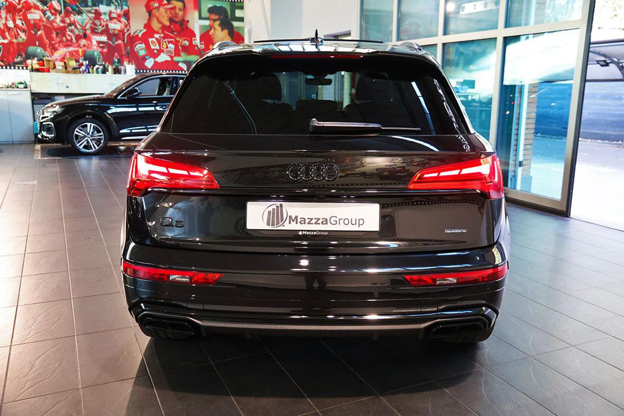 AUDI Q5 40 TDI Quattro S-Tronic S-Line Plus - 9