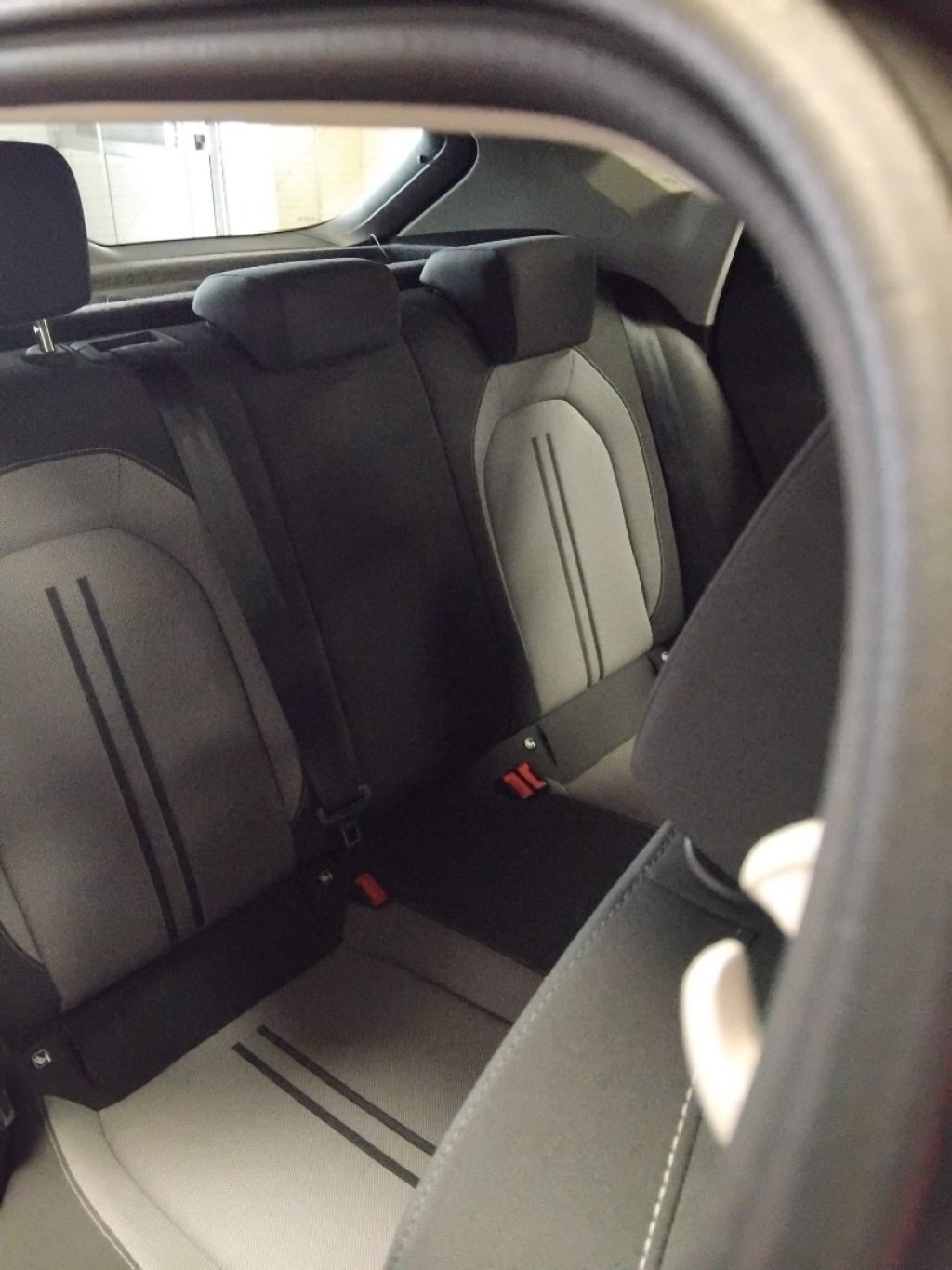 SEAT Leon 1.0 TSI 110 CV Style - 10