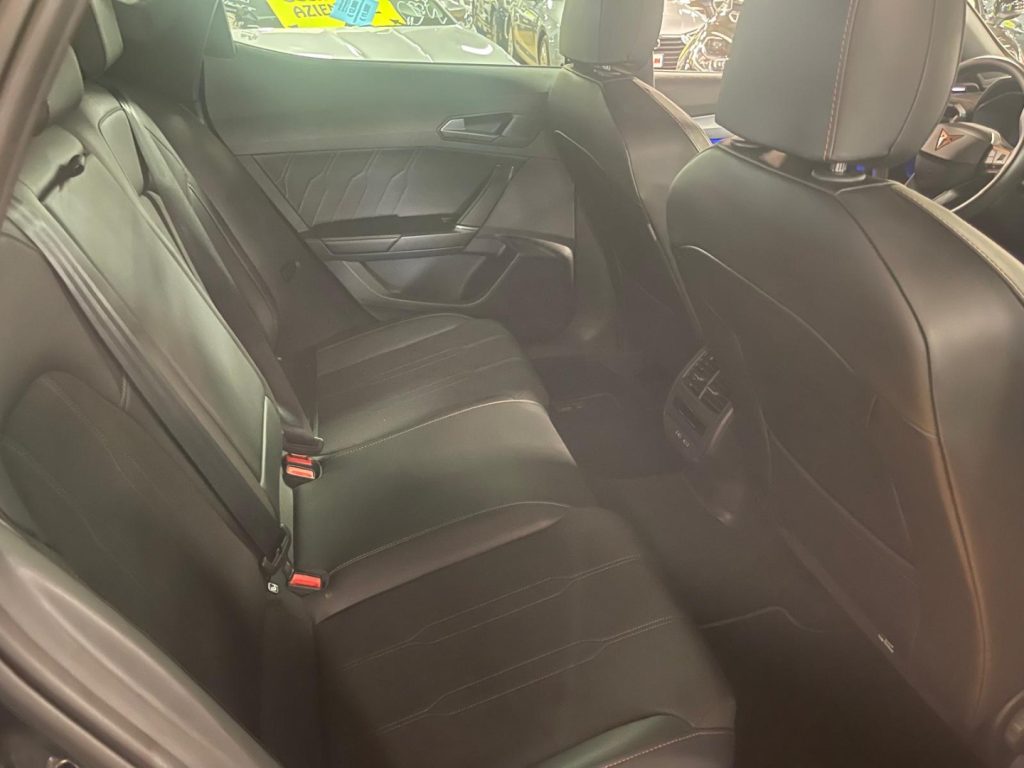 CUPRA Formentor 1.4 e-Hybrid DSG PLUG IN 19 VIDEO - 5