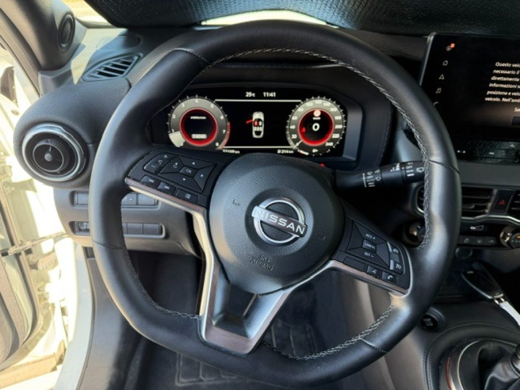 NISSAN Juke 1.0 DIG-T 114 CV N-Connecta - 16