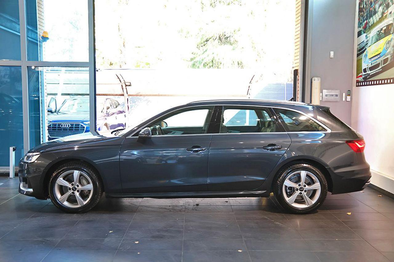 AUDI A4 40 TDI Avant Quattro S-Tronic Business Advanced - 3