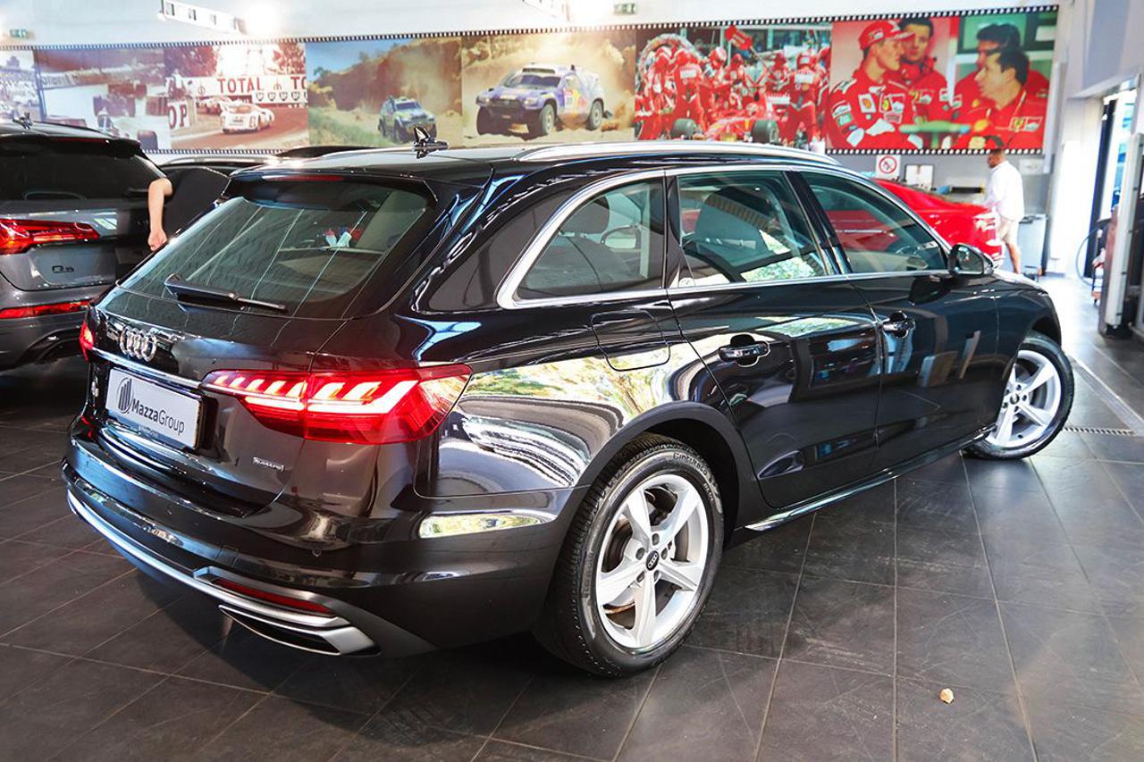 AUDI A4 40 TDI Avant Quattro S-Tronic Business Advanced - 9