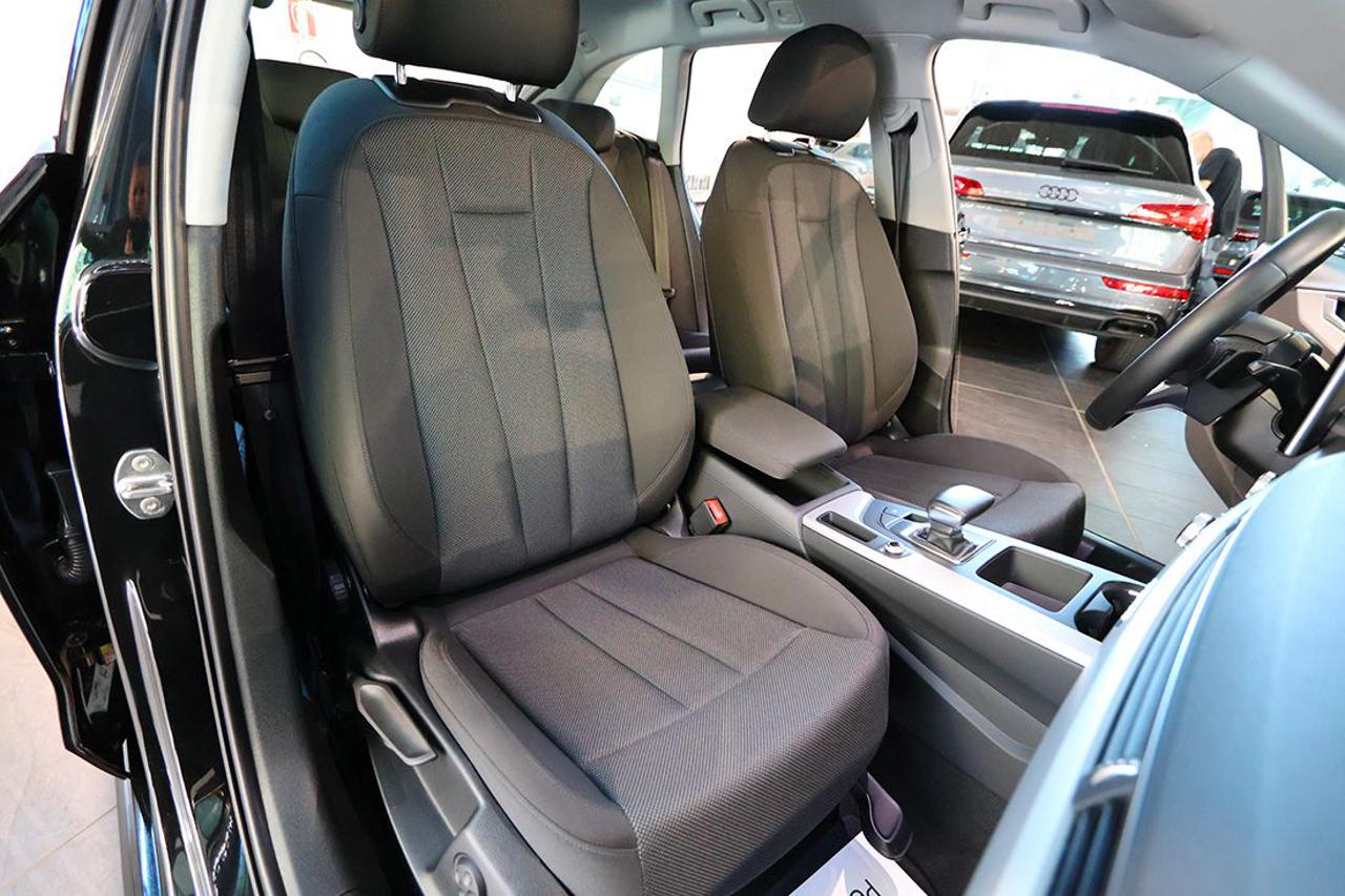 AUDI A4 40 TDI Avant Quattro S-Tronic Business Advanced - 17