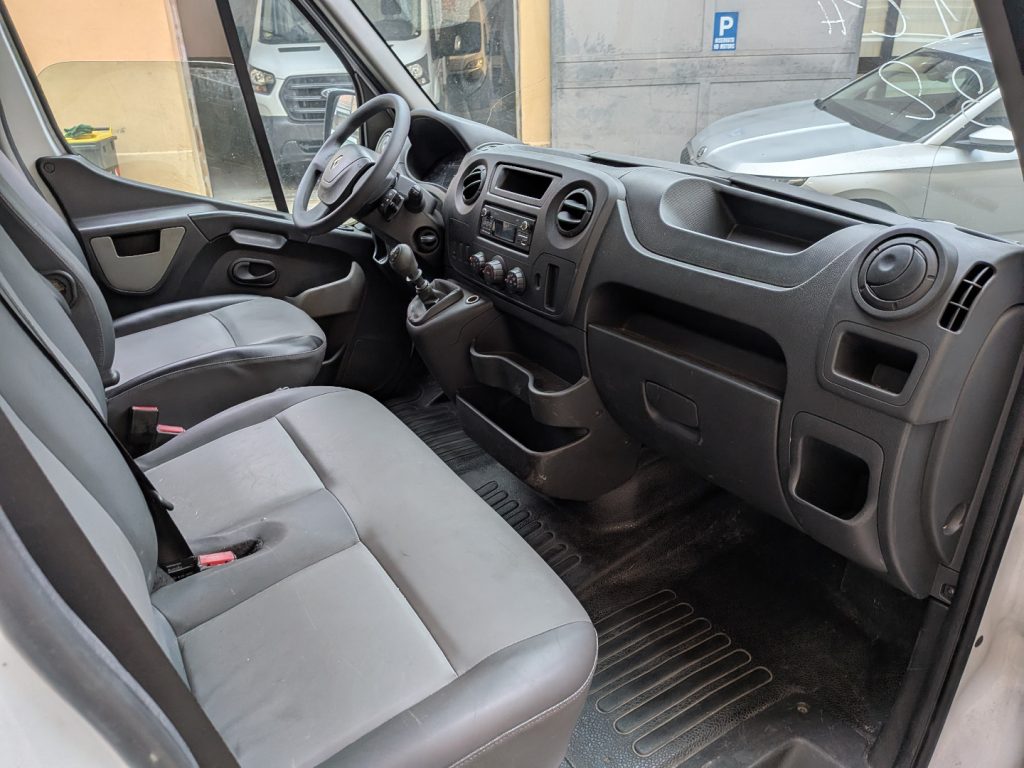 RENAULT Master T35 2.3 dCi/130 PL cassone 440 cassonato gemellato - 10