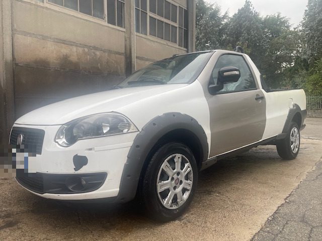 FIAT Strada Bianco pastello