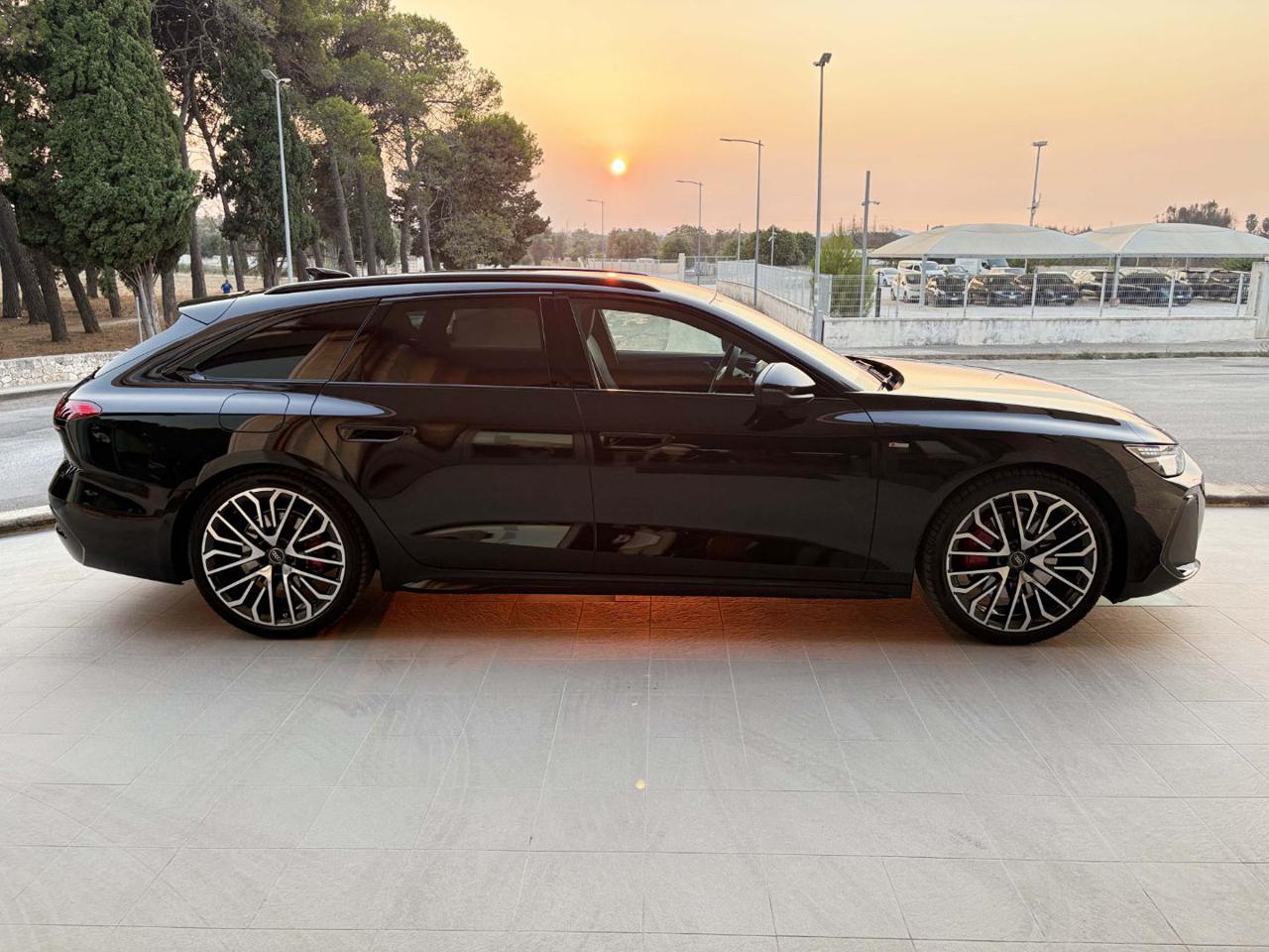 AUDI A6 Avant TDI 150 kW S tronic quattro S line edition one. - 4