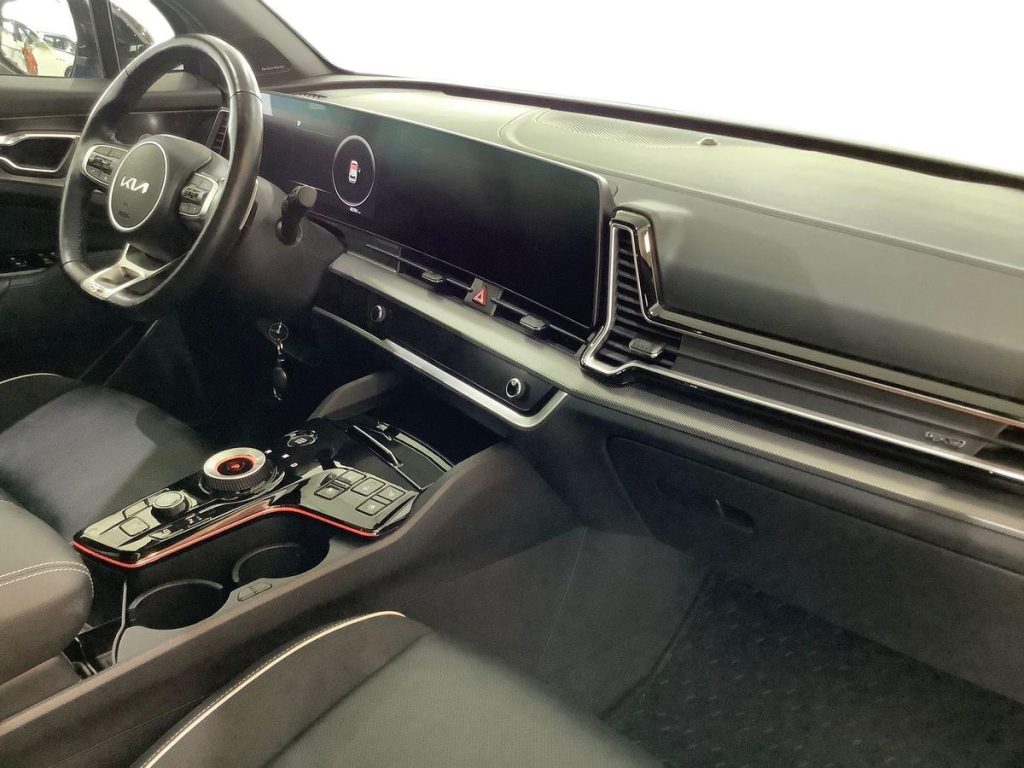 KIA Sportage 1.6 CRDi MHEV DCT GT-line Plus - 9