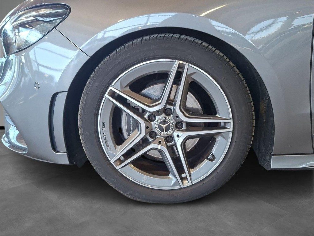 MERCEDES-BENZ B 180 d Premium Plus Aut - 4