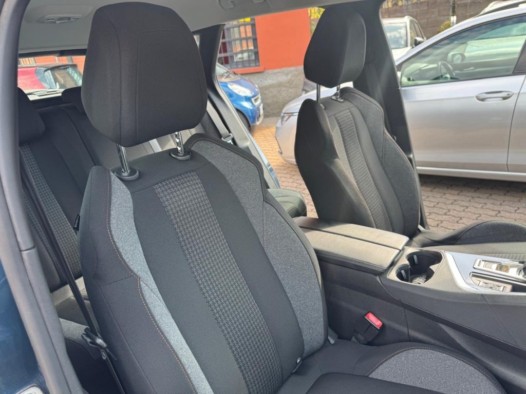 PEUGEOT 3008 BlueHDi 130 S&S EAT8 Active Pack - 13
