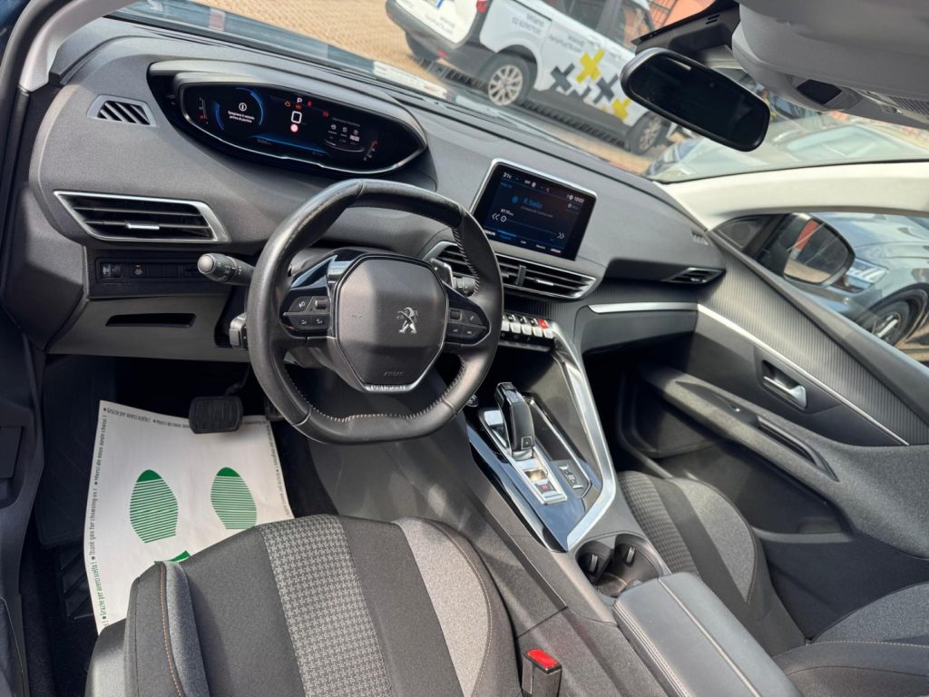 PEUGEOT 3008 BlueHDi 130 S&S EAT8 Active Pack - 19