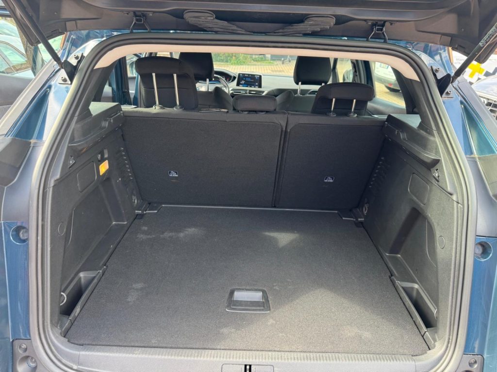 PEUGEOT 3008 BlueHDi 130 S&S EAT8 Active Pack - 20