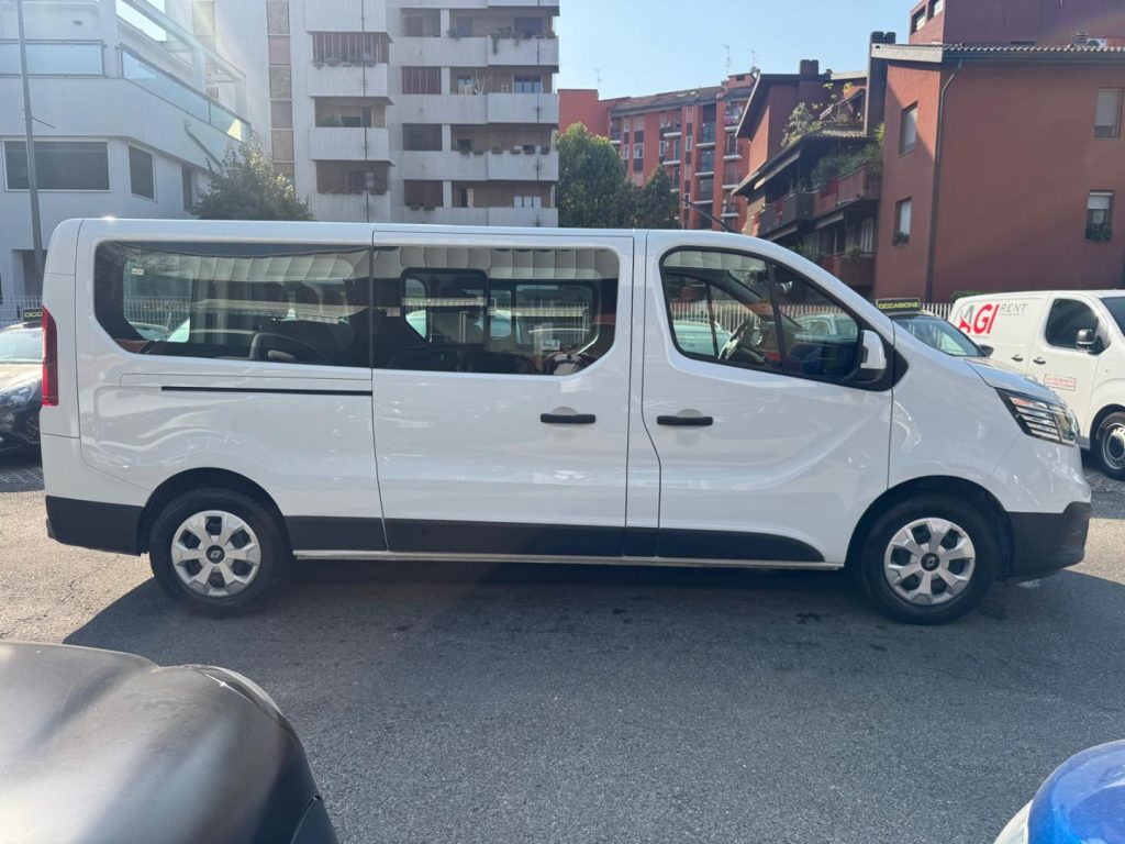 RENAULT Trafic BluedCi 150CV L2-PL-TN Authentic - 4