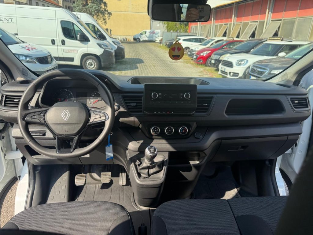 RENAULT Trafic BluedCi 150CV L2-PL-TN Authentic - 8