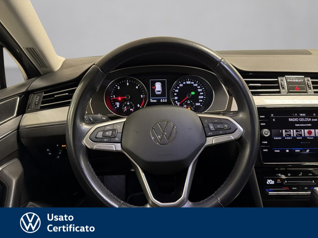 VOLKSWAGEN Passat Variant variant 2.0 tdi business 122cv dsg - 9