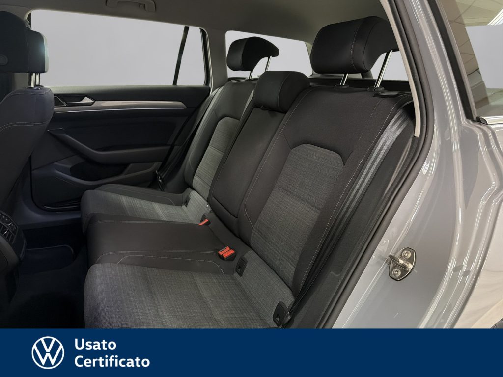 VOLKSWAGEN Passat Variant variant 2.0 tdi business 122cv dsg - 12