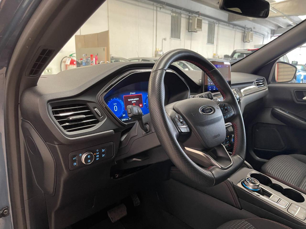 Kuga 9