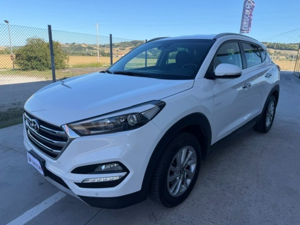 HYUNDAI Tucson 1.7 CRDi XPossible - 3