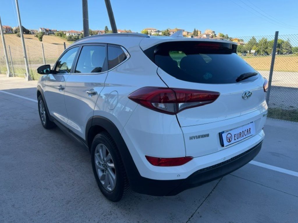HYUNDAI Tucson 1.7 CRDi XPossible - 7