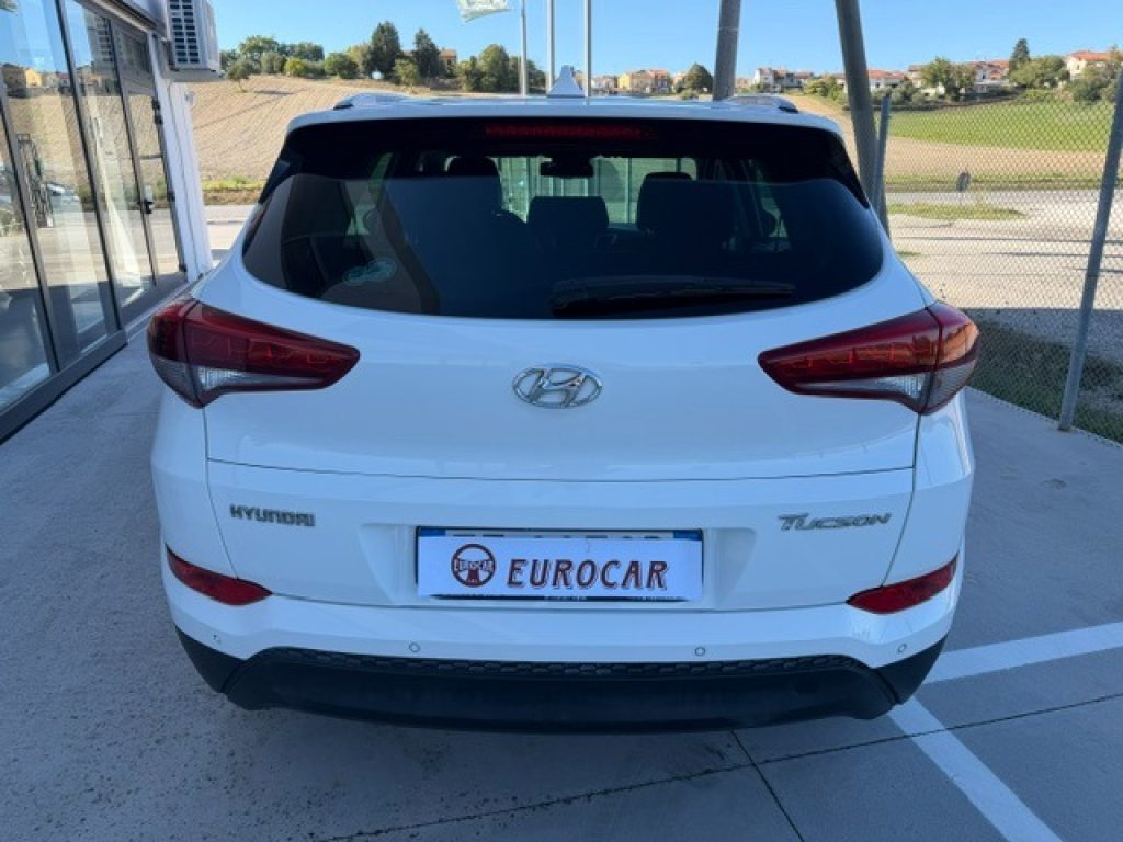 HYUNDAI Tucson 1.7 CRDi XPossible - 8