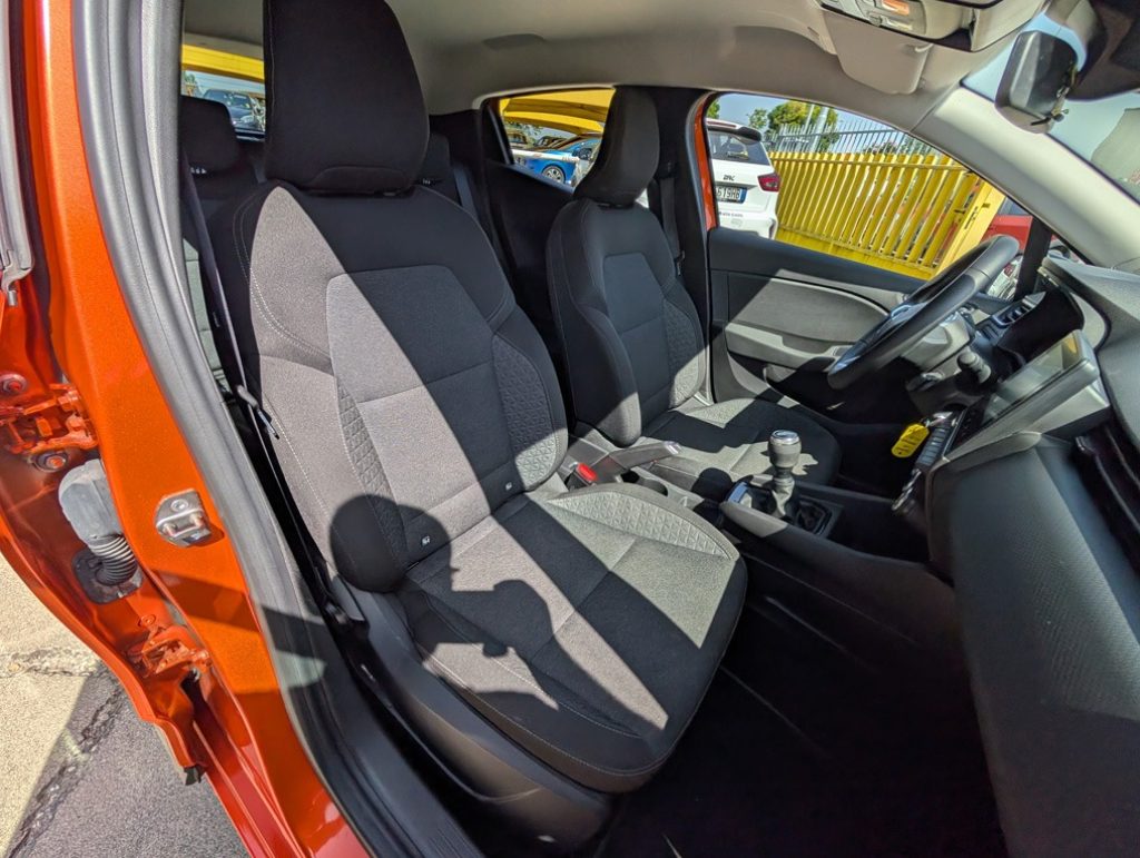 RENAULT Clio SCe 65 CV 5P Equilibre AZIENDALE OK NEOPATENTATI - 23