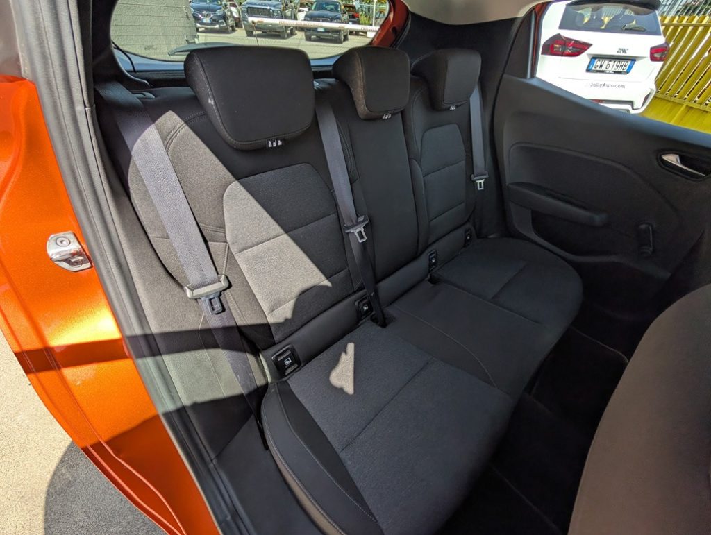 RENAULT Clio SCe 65 CV 5P Equilibre AZIENDALE OK NEOPATENTATI - 24