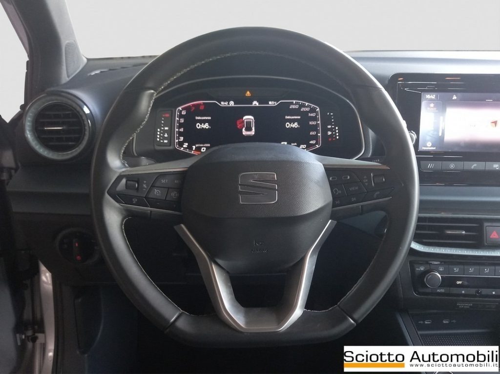 SEAT Arona 1.0 EcoTSI 110 CV XPERIENCE - 10