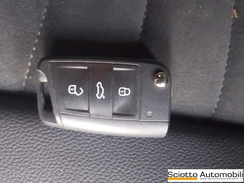 SEAT Arona 1.0 EcoTSI 110 CV XPERIENCE - 20