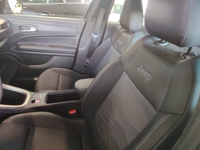 JEEP Avenger — foto 12 di 24