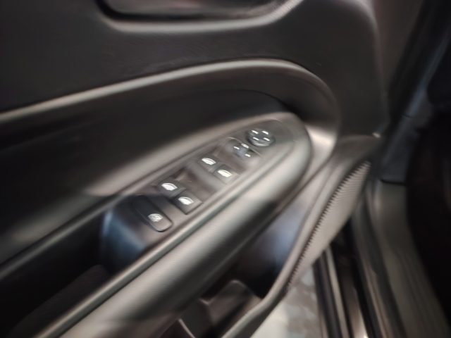 JEEP Avenger — foto 17 di 24