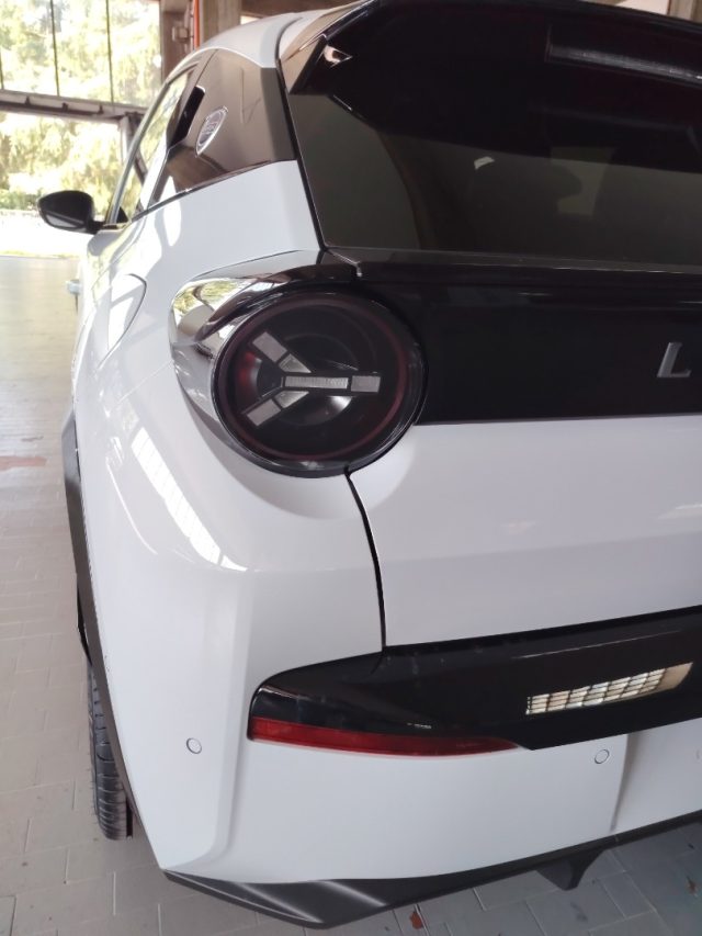 LANCIA Ypsilon — foto 11 di 20
