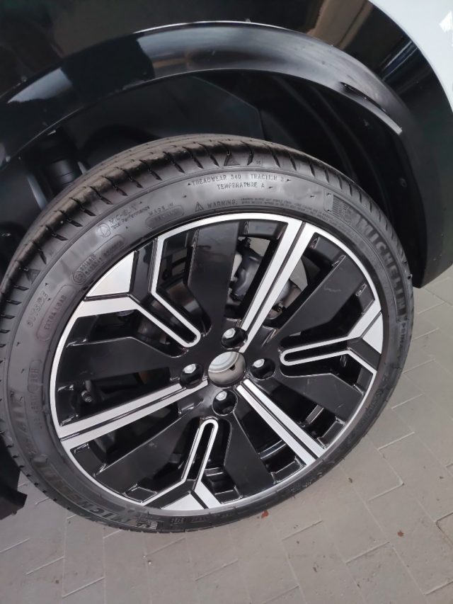 LANCIA Ypsilon — foto 13 di 20