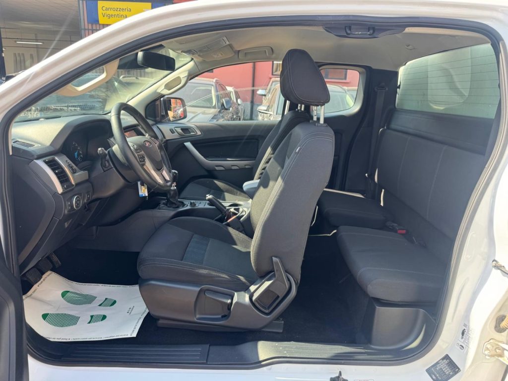 FORD Ranger 2.0 TDCi Super Cab XLT 4 posti - 13