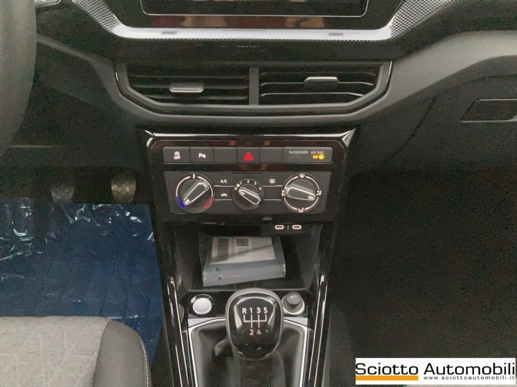VOLKSWAGEN T-Cross 1.0 TSI 85kW Life - 15