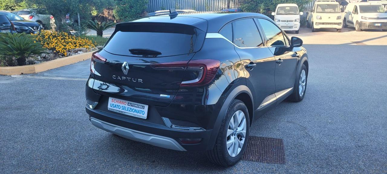 RENAULT Captur Plug-in Hybrid E-Tech 160 CV Intens - 4